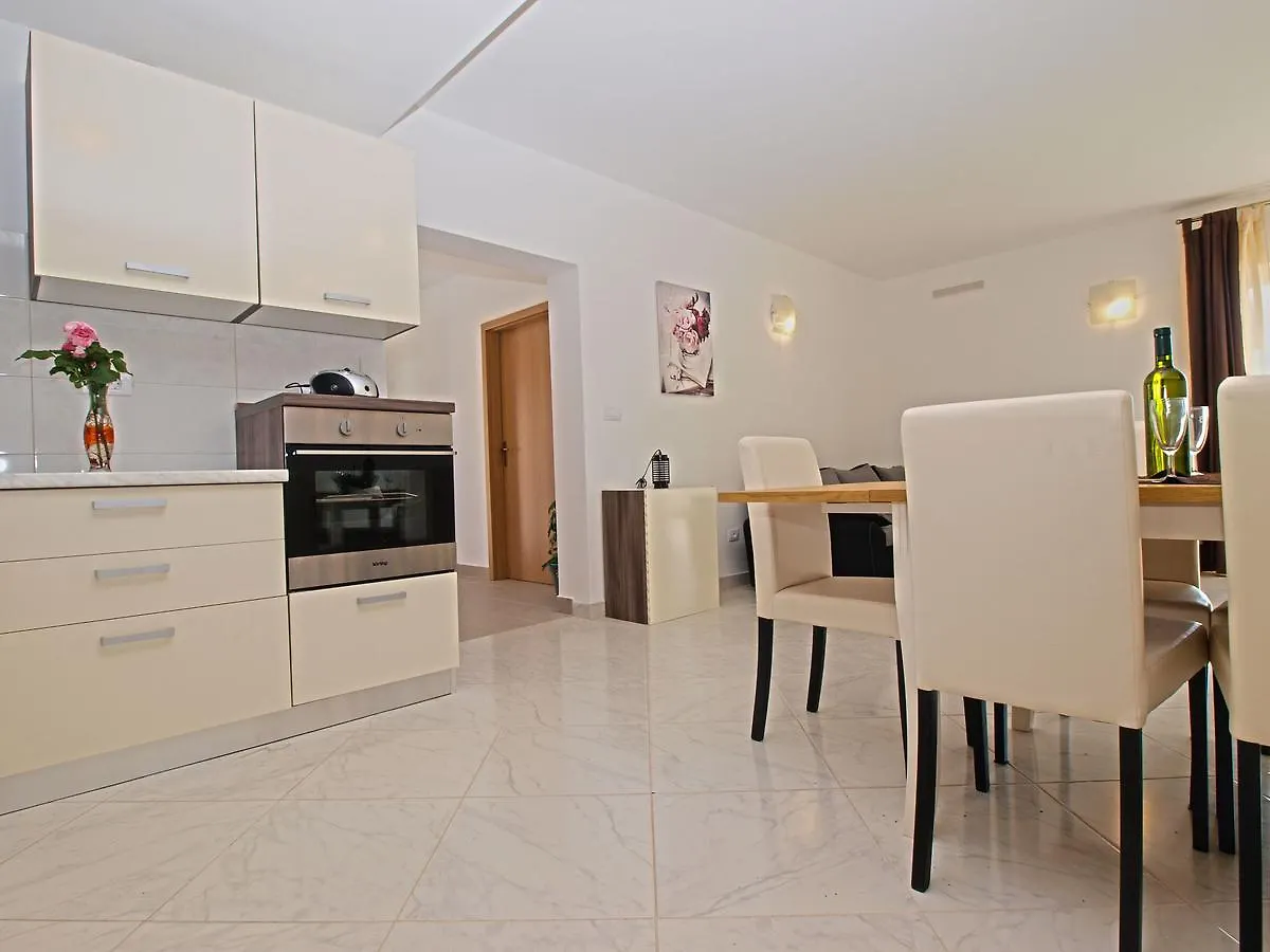 House Andrej 1372 Villa Medulin Holiday home